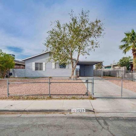 Cozy Home! 16 Min Away From Strip And Fremont Las Vegas Exterior foto