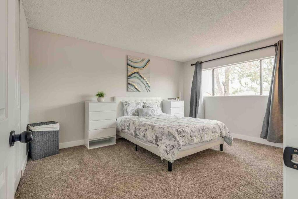 Cozy Home! 16 Min Away From Strip And Fremont Las Vegas Exterior foto